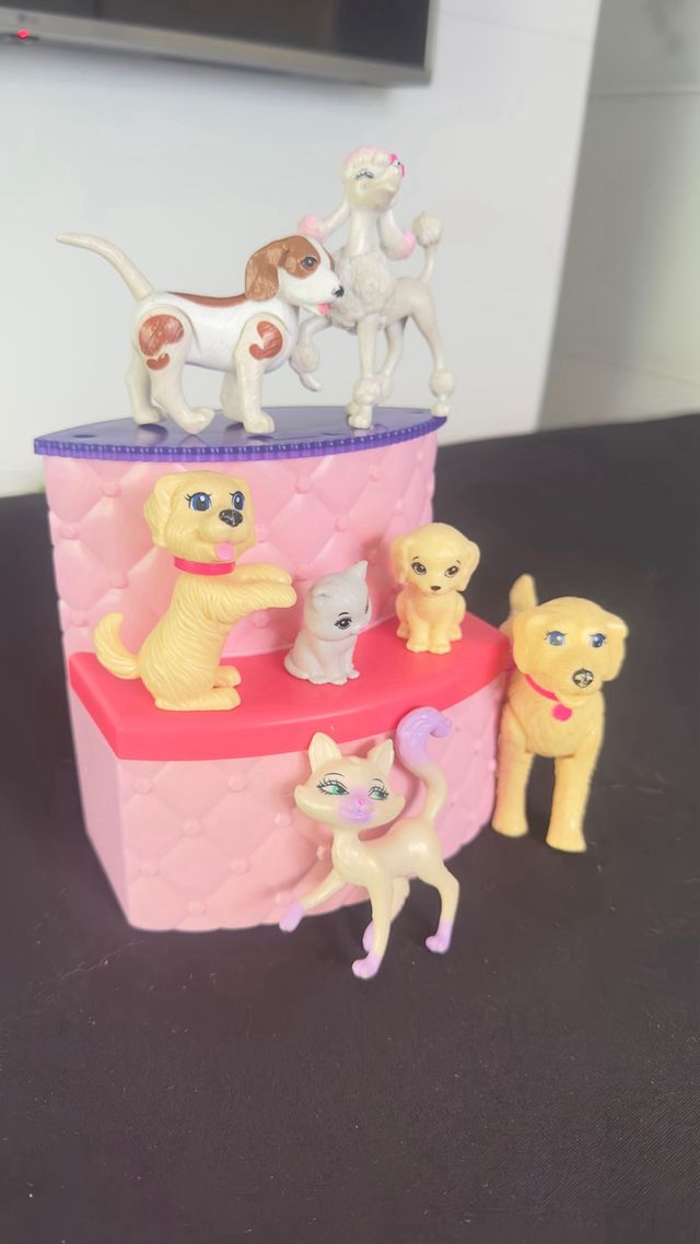 Lote de perros y gatos Barbie