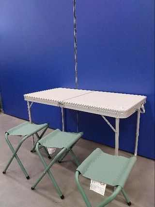 Mesa plegable de camping con 4 taburetes 4-6 personas