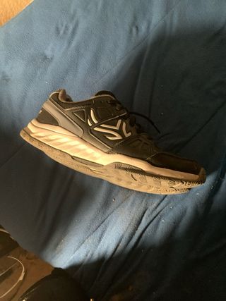 Zapatillas Artengo Negras y Grises