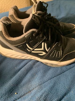 Zapatillas Artengo Negras y Grises