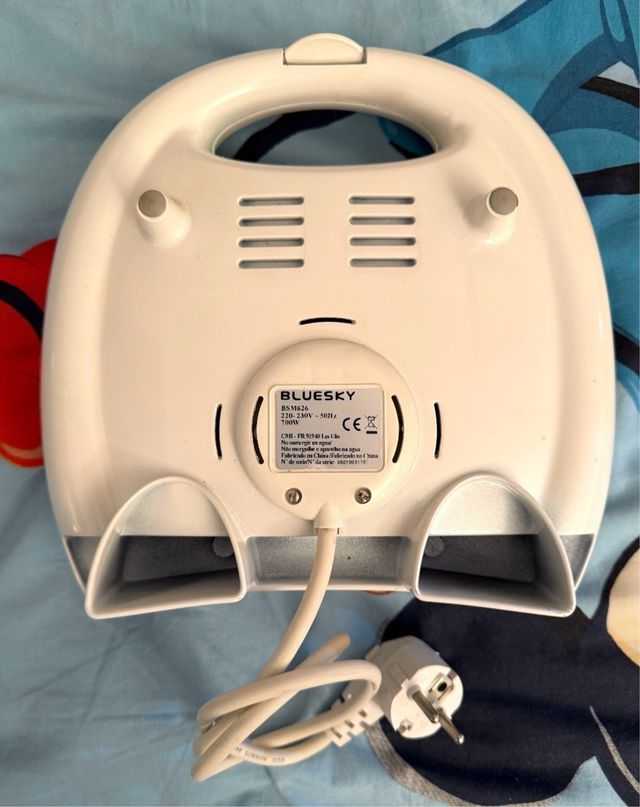 Plancha Tostadora Bluesky Poco Uso