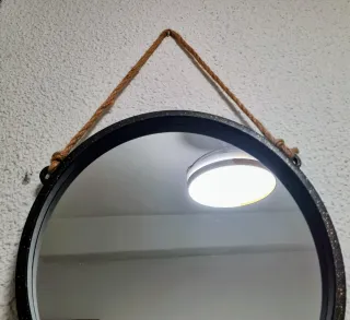 Espejo de pared redondo con cuerda