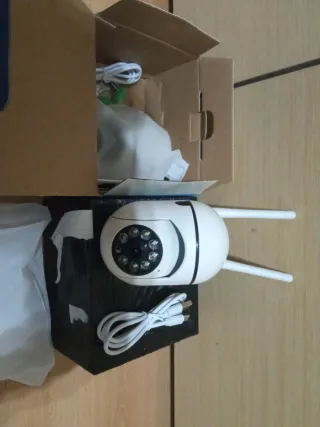 4 Cámaras de Vigilancia Wifi