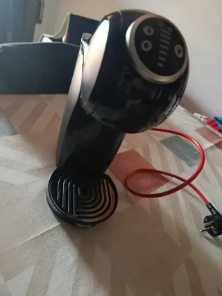 Cafetera Dolce Gusto Negra