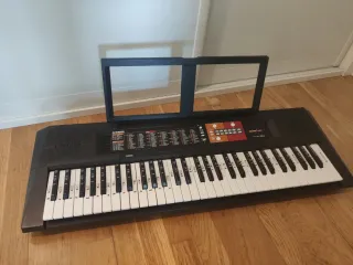Piano Yamaha PSR F51 Teclado Eléctrico