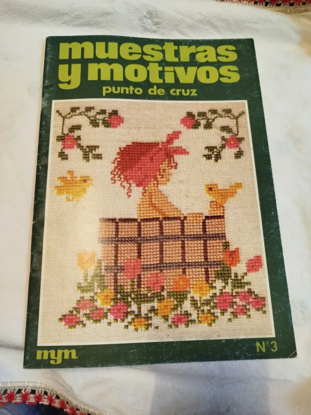 Revistas labores punto de cruz, etc
