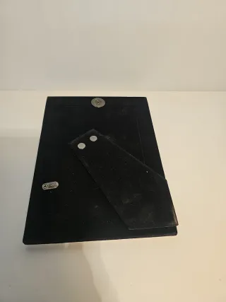 Cornice portafoto in metallo argentato nuova