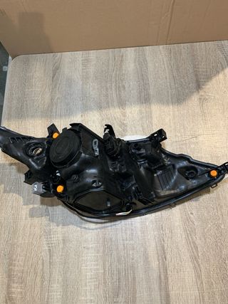 Faro Delantero Izquierdo Valeo Toyota Auris 045140