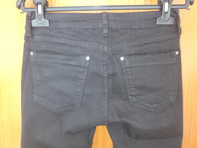 Jeans negros Bershka Talla 36