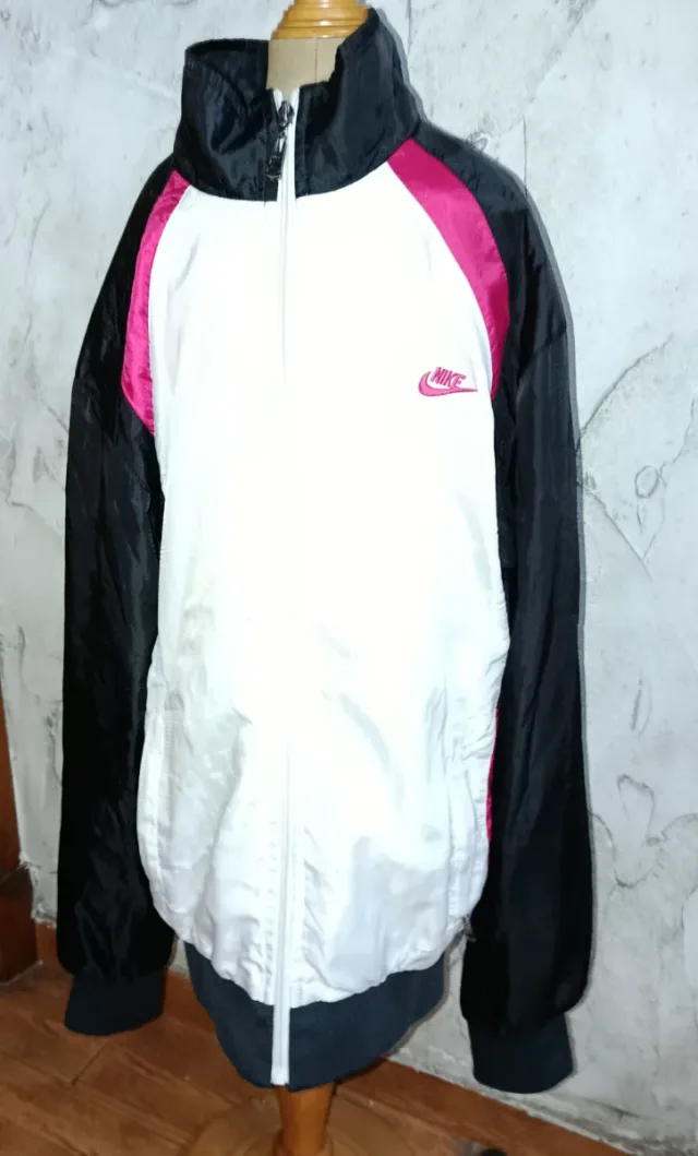 Chaqueta Nike Mujer Blanca Negra Rosa