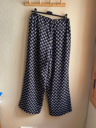 Pantalón estampado azul marino