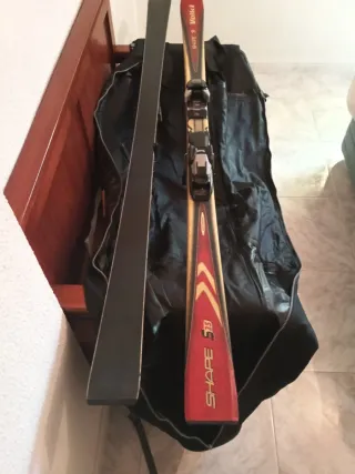 Esquís Carving Volkl Shape S25 1,80 mts.Con bolsa