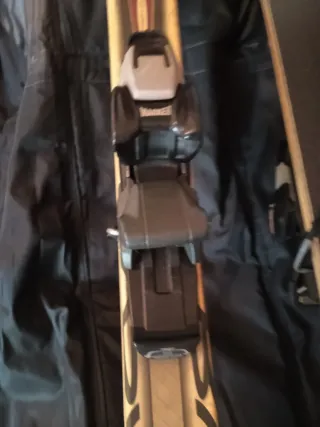 Esquís Carving Volkl Shape S25 1,80 mts.Con bolsa