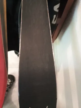 Esquís Carving Volkl Shape S25 1,80 mts.Con bolsa