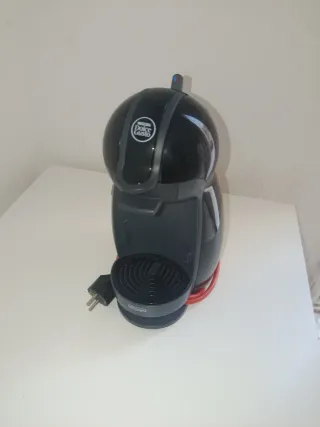 Cafetera Nescafé Dolce Gusto Negra