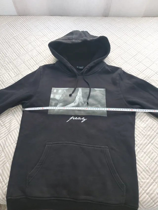 Sudadera Negra con Capucha Pray Talla M