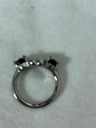 Anillo Tous con 2 piedras moradas y el osito en ac