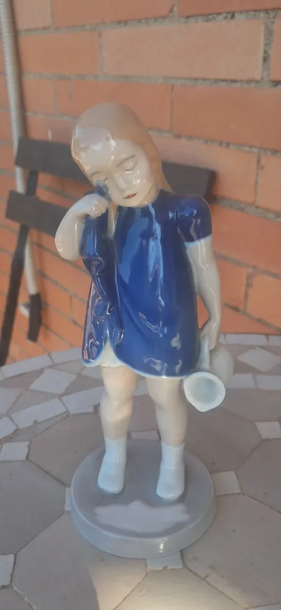 2 statuine porcellana Royal Copenhagen