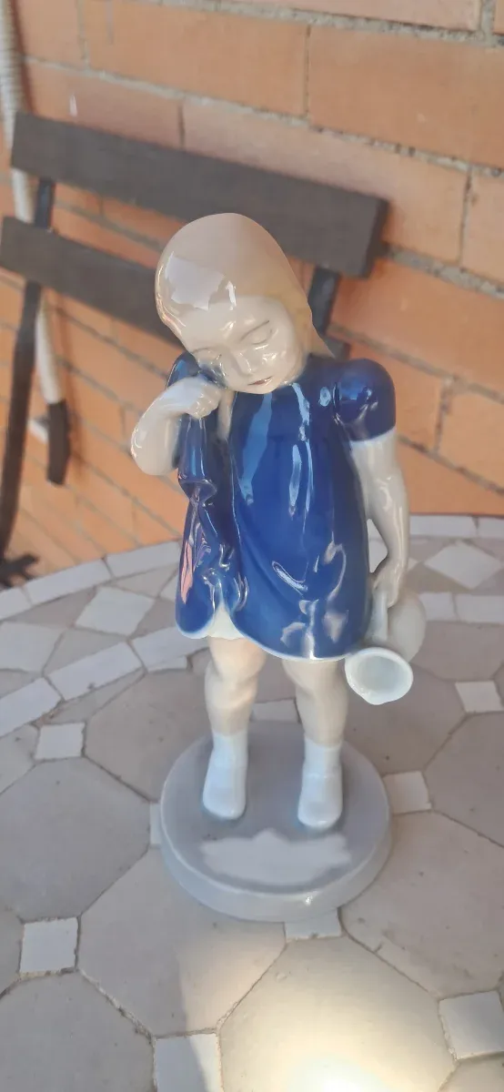 2 statuine porcellana Royal Copenhagen