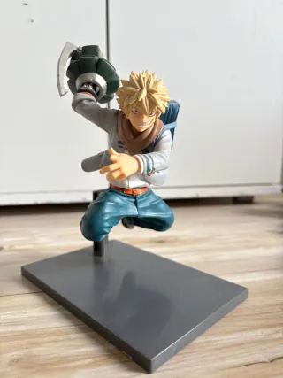 Zapatillas Anime Personalizadas y figuras anime