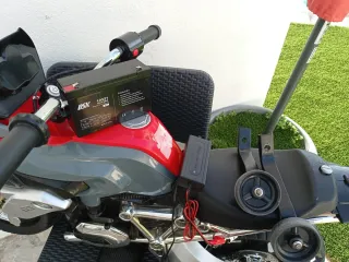 Moto infantil BMW GS roja y gris