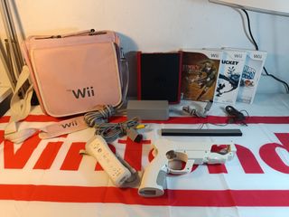 Consola Wii Mini Roja + Accesorios y Juegos.