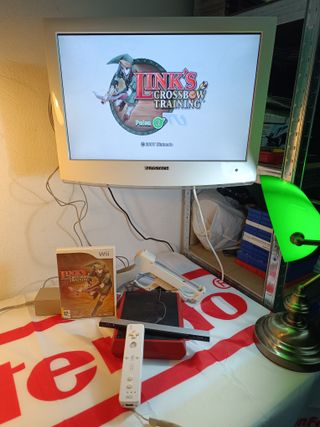 Consola Wii Mini Roja + Accesorios y Juegos.