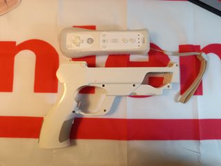 Consola Wii Mini Roja + Accesorios y Juegos.