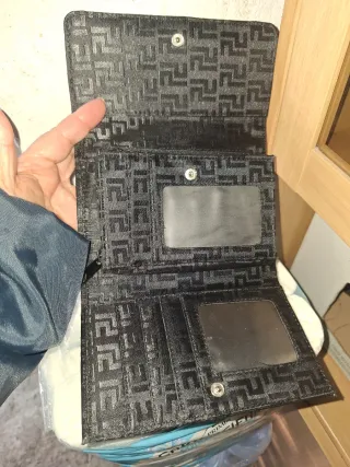 Portafoglio donna nero con fantasia