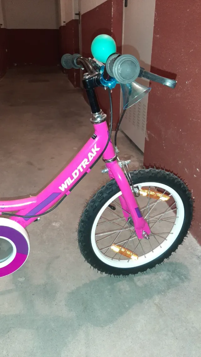Bicicleta Wildtrak 16". En buen estado