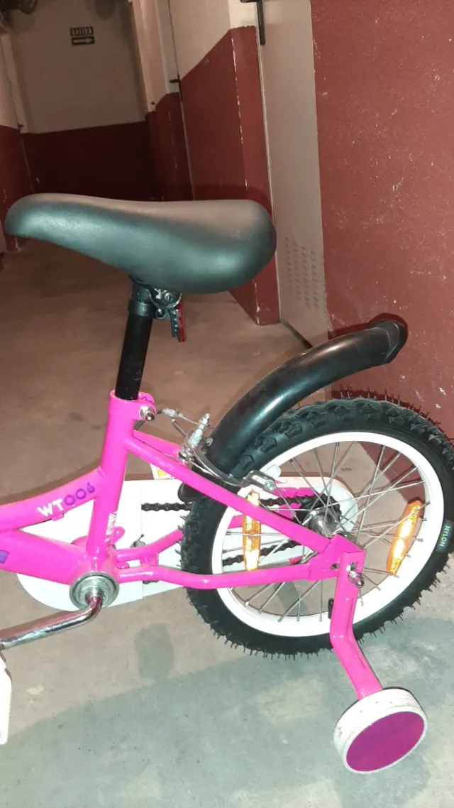 Bicicleta Wildtrak 16". En buen estado