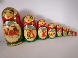 Set 9 Matrioske Legno Dipinte