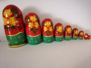Set 9 Matrioske Legno Dipinte