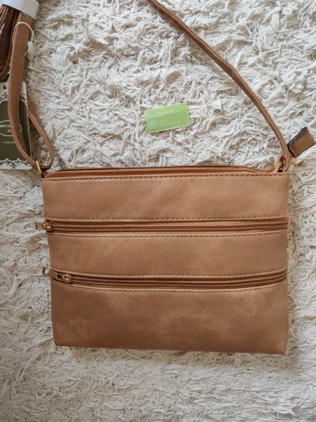 Bolso bandolera marrón claro