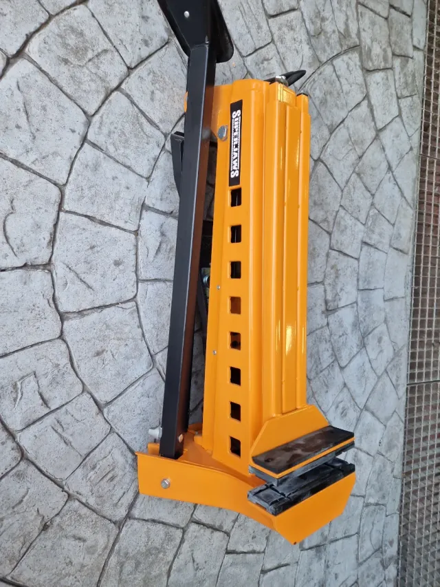 Triton SJA200 Banco de sujeción con mordazas