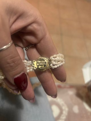 Collana perle di fiume con chiusura dorata