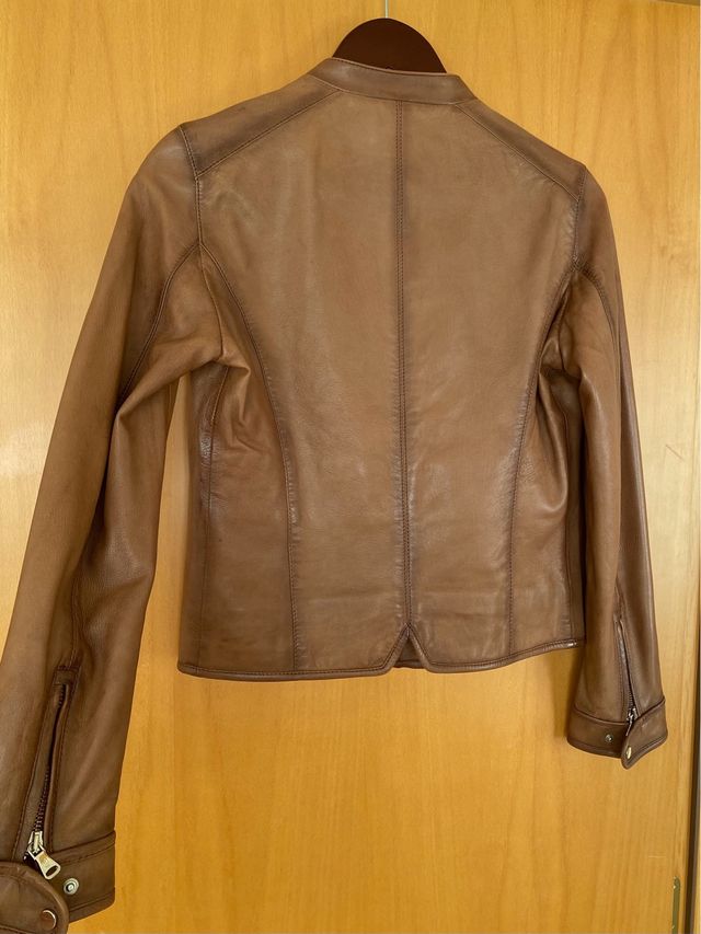 Cazadora de piel de mujer Massimo Dutti