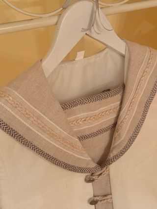 Vestidos y trajes de comunión