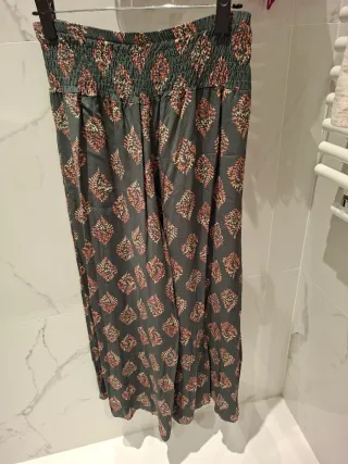 Pantalón ancho estampado