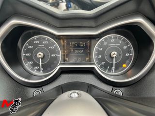 YAMAHA X-MAX 300 | 2019 | 29.765kms | 49€/mes