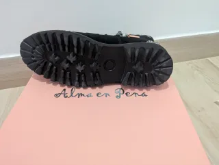 Botín Alma en Pena negro tachas