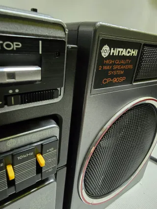 Hitachi CP-900SW Boombox Radio Cassette