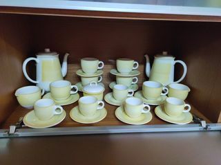Juego de café porcelana blanco y amarillo
