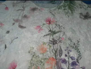 Blusa estampada floral talla L