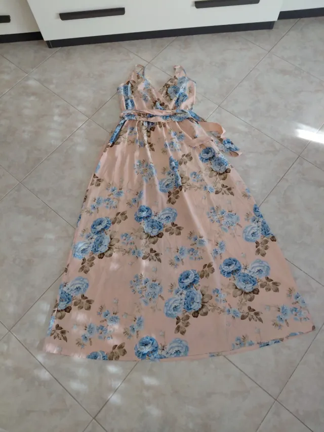 Vestito lungo floreale taglia M