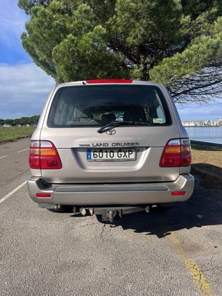 Toyota Land Cruiser 100 1998