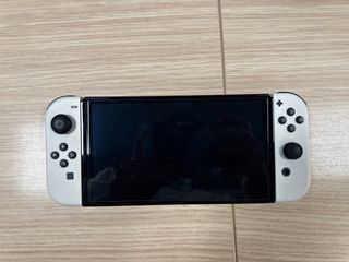 Nintendo Switch OLED Blanca y Negra