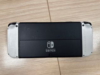 Nintendo Switch OLED Blanca y Negra
