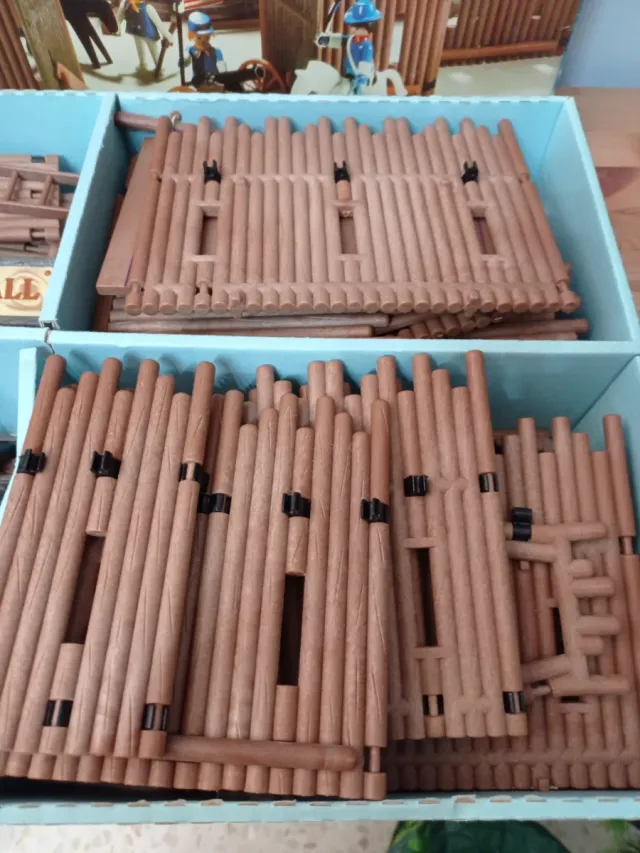 Playmobil Fort Randall Headquarters