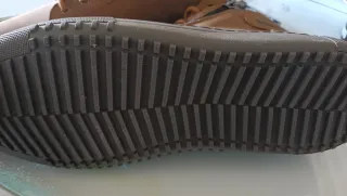 Botas marrones con cremallera